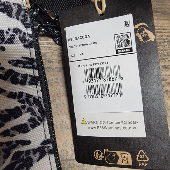 Burton Beeracuda 2L Cooler Bag Zebra Camo 2025 - Picture 7 of 7